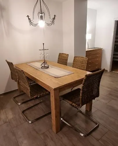 Ferienwohnungen Voerstetten Apartman *